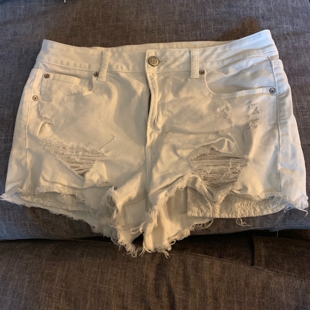 American Eagle White Shorts